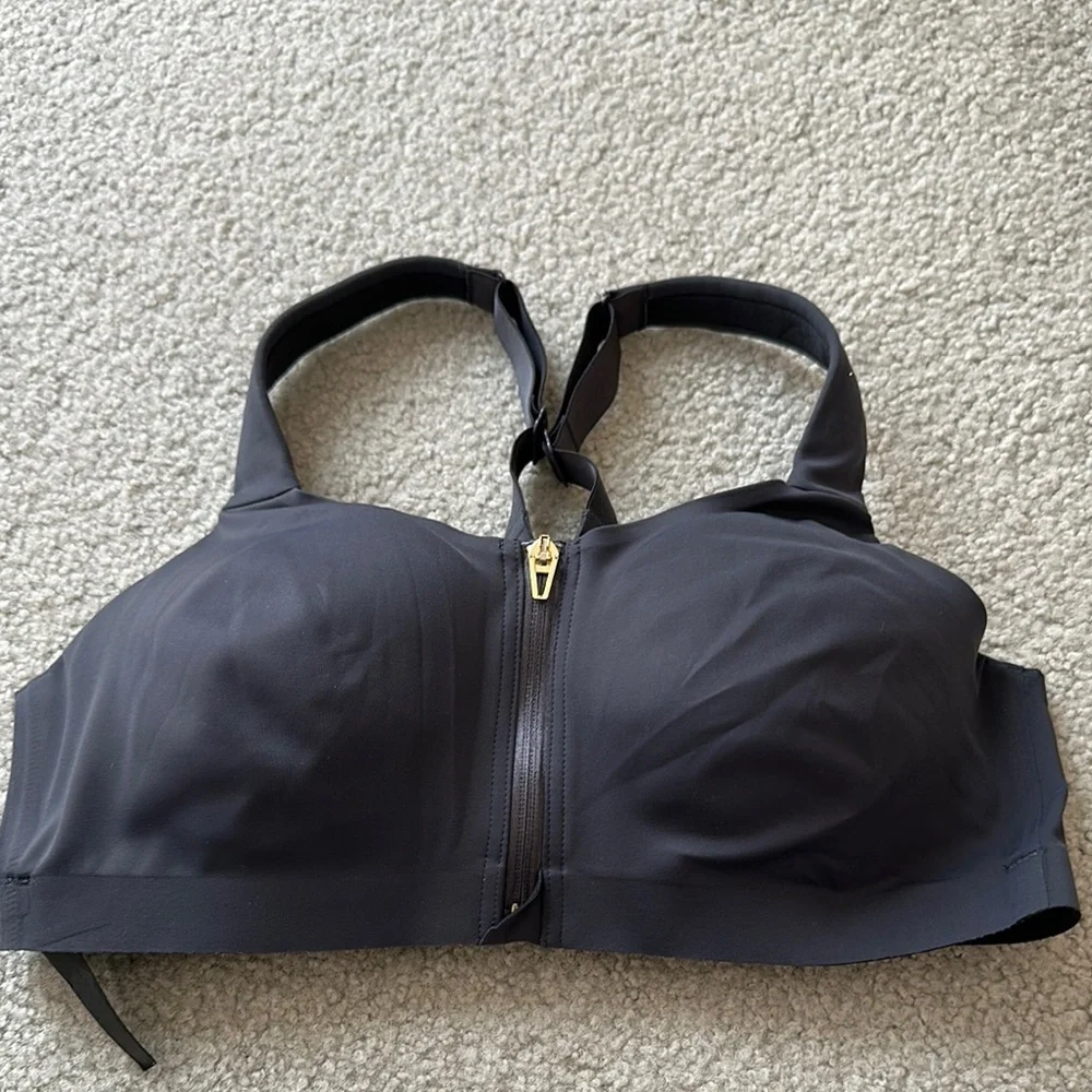 Victoria's Secret Charcoal Zipper Front Sports Bra